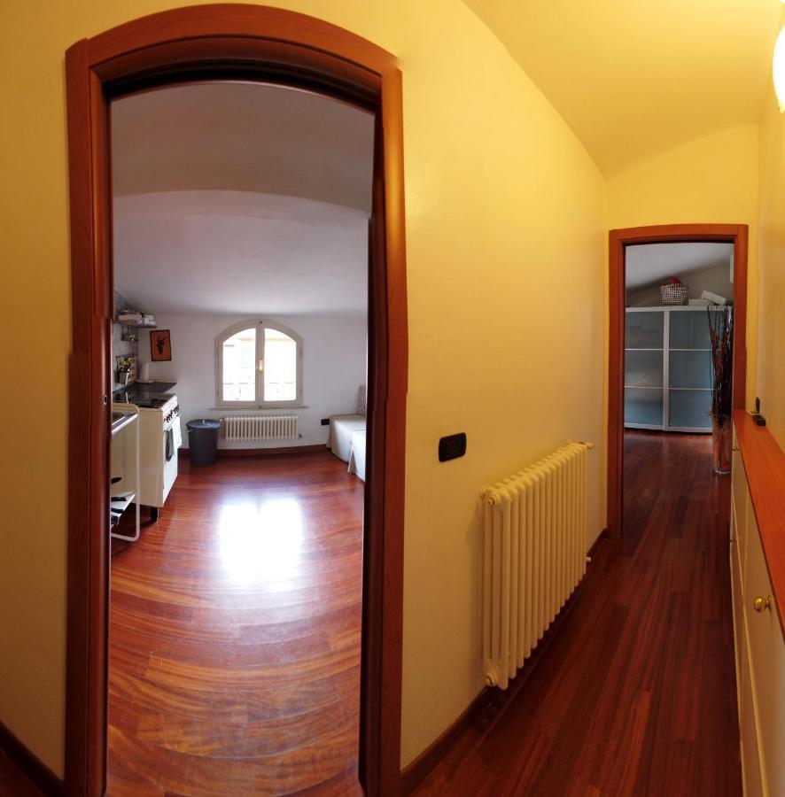Stupenda Mansarda Centralissima, Finiture Di Lusso カッラーラ エクステリア 写真