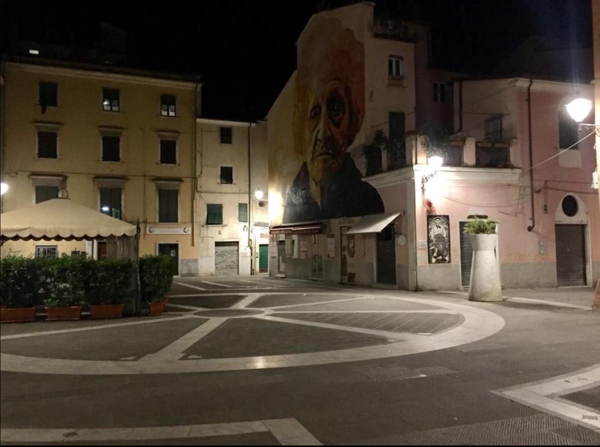 Stupenda Mansarda Centralissima, Finiture Di Lusso カッラーラ エクステリア 写真