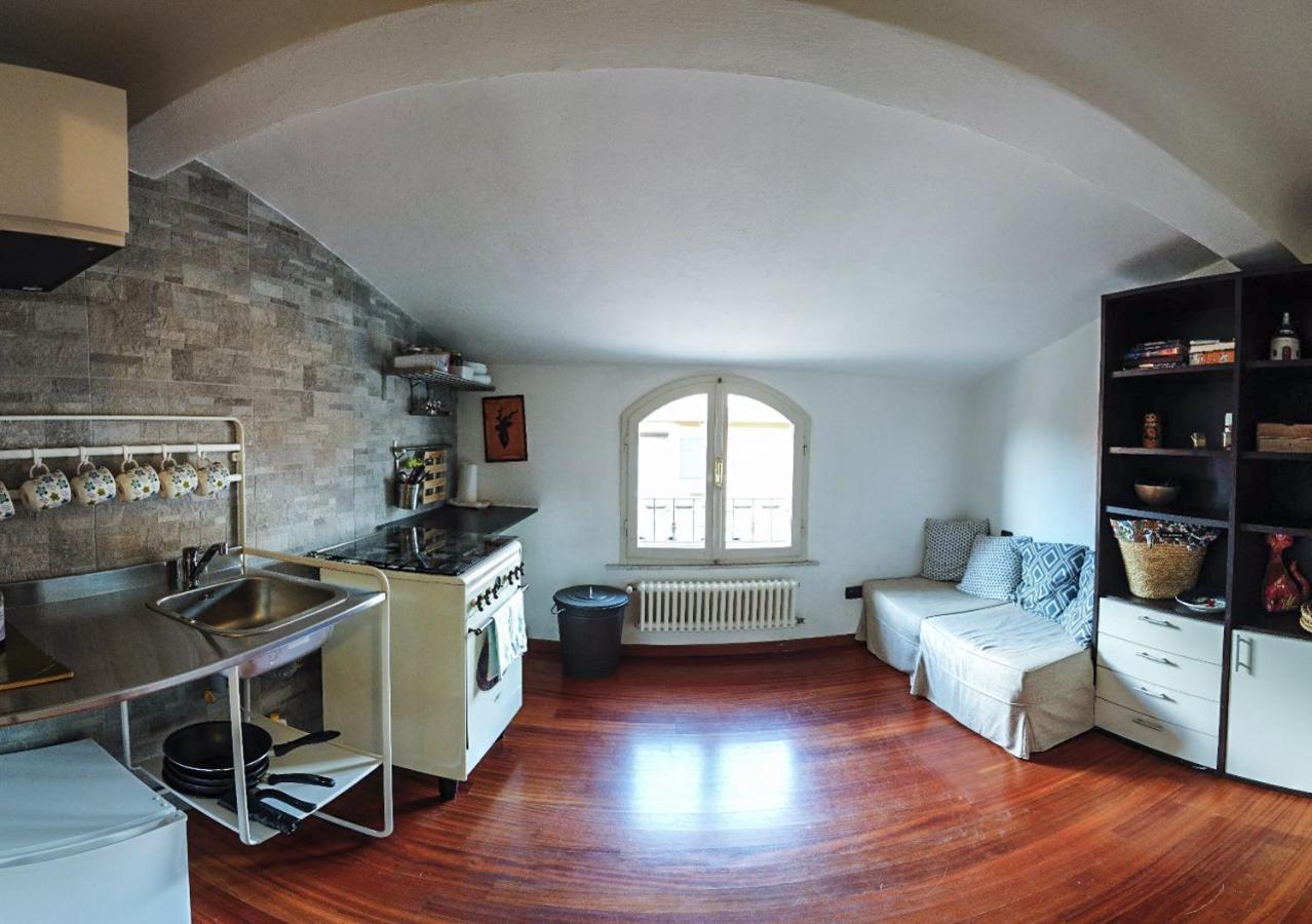 Stupenda Mansarda Centralissima, Finiture Di Lusso カッラーラ エクステリア 写真